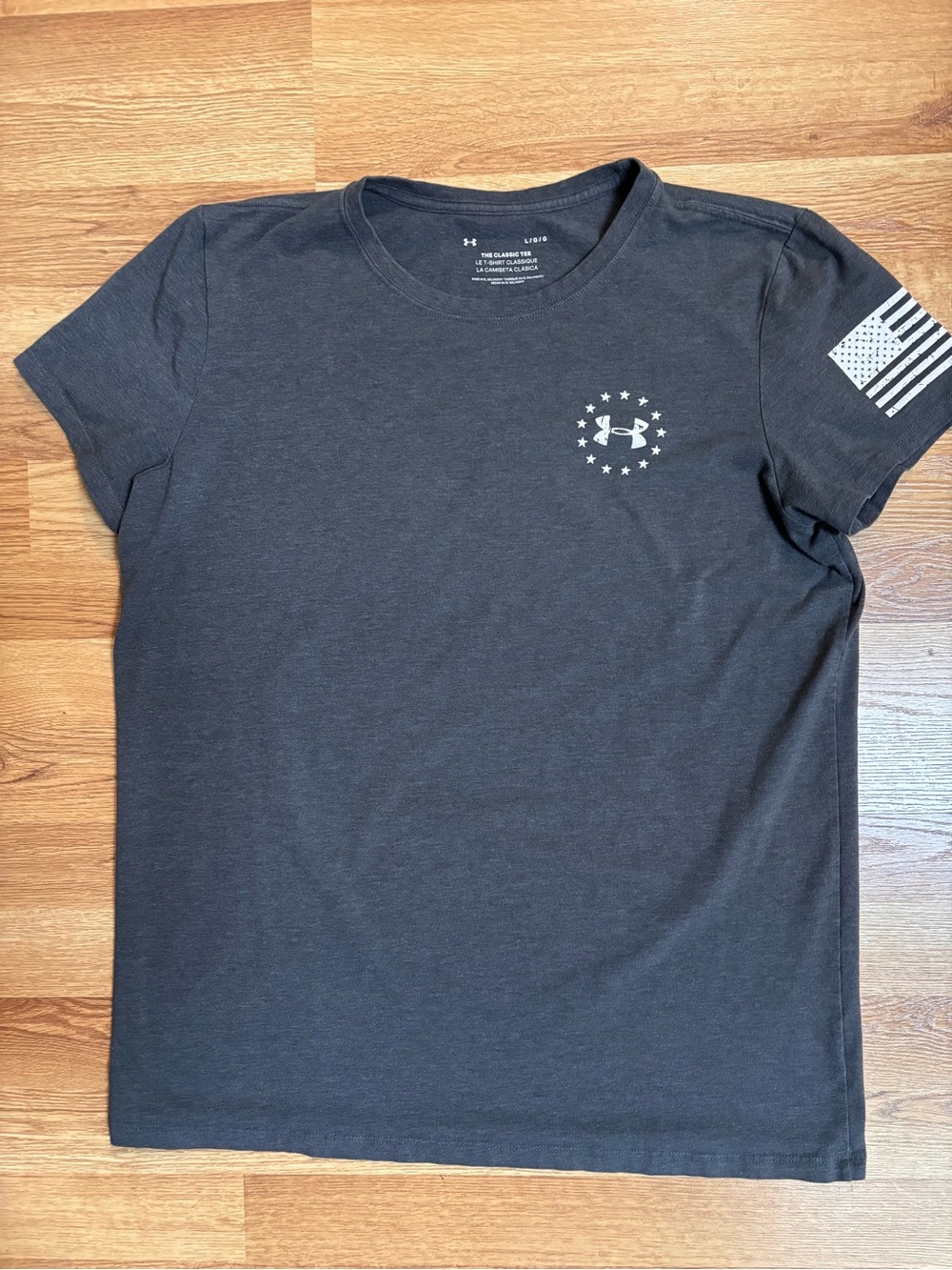 Under Armour Women's Grey Freedom Banner Classic T-Shirt Size Large